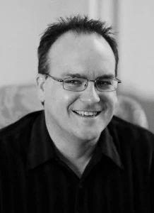 Elliott Kay