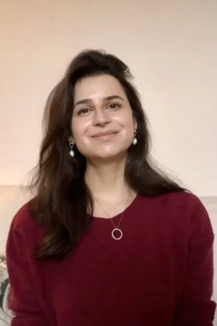 Pari Thomson Pari Thomson