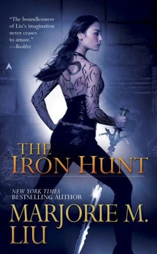 The Iron Hunt (Hunter Kiss #1) by Marjorie M. Liu
