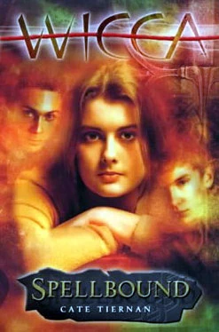 Spellbound (Sweep / Wicca #6) by Cate Tiernan
