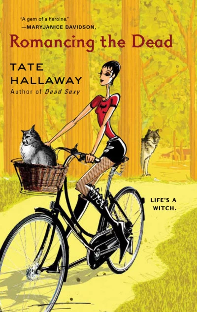 Romancing the Dead (Garnet Lacey #3) by Tate Hallaway