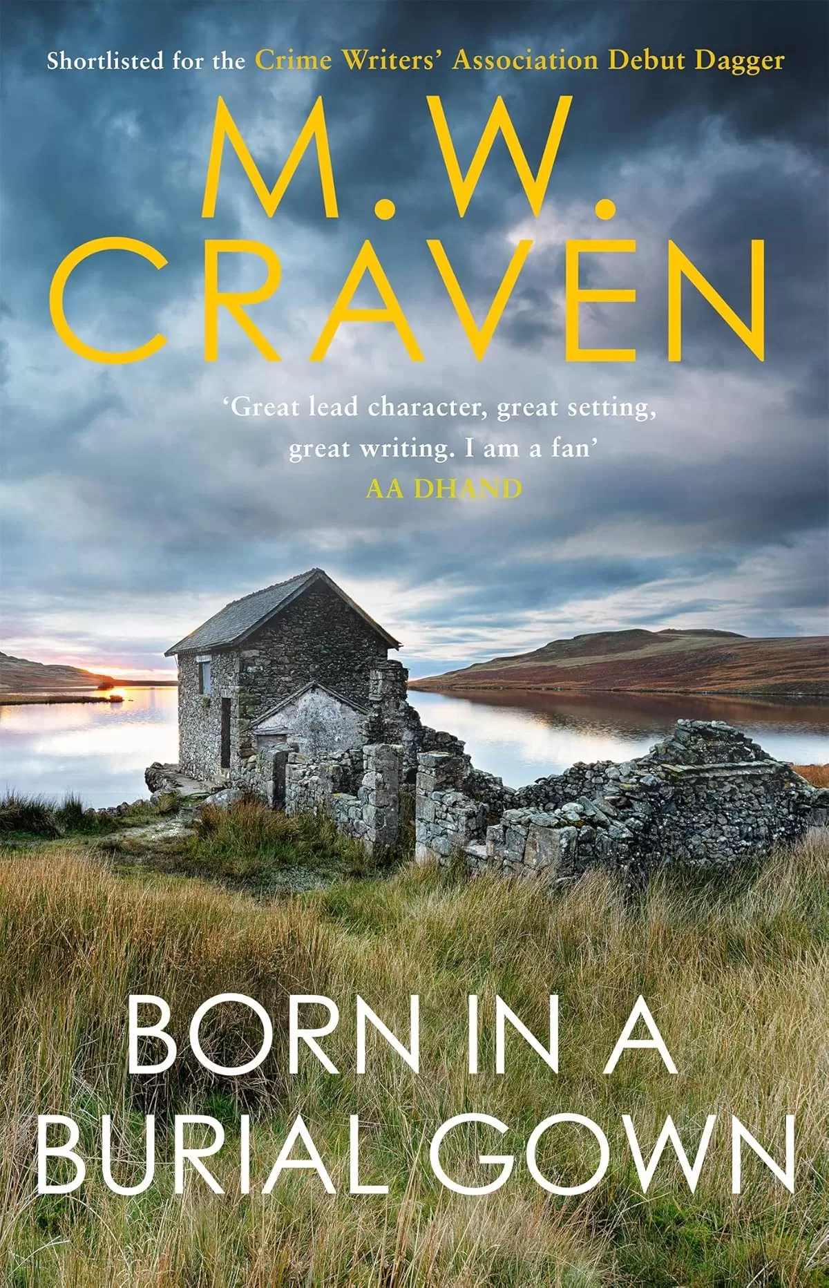 Born in a Burial Gown (Avison Fluke #1) by M. W. Craven