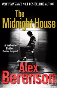 The Midnight House (John Wells #4)